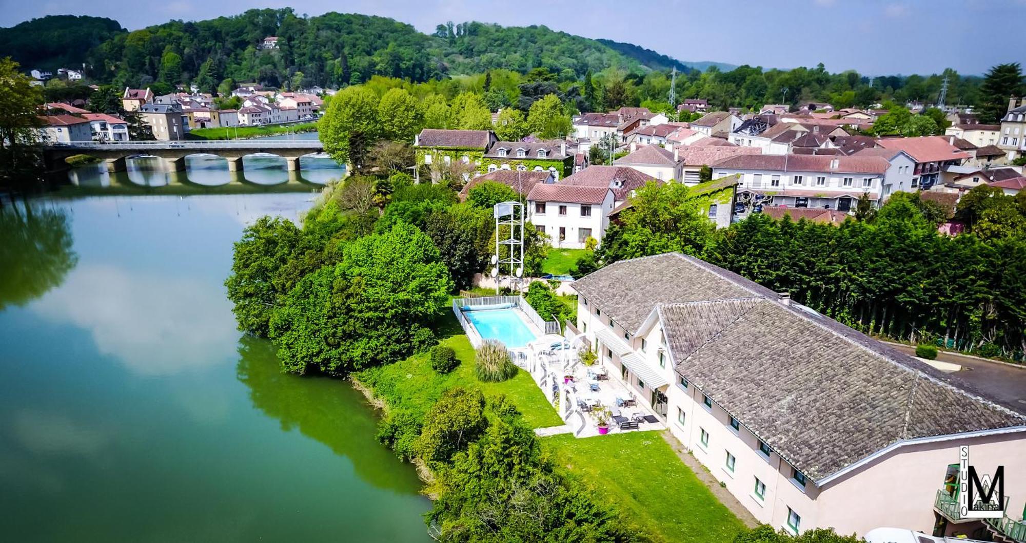N'Atura Hôtel Aire-sur-lʼAdour Exterior foto