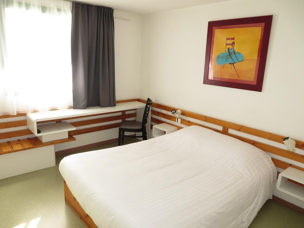 N'Atura Hôtel Aire-sur-lʼAdour Quarto foto