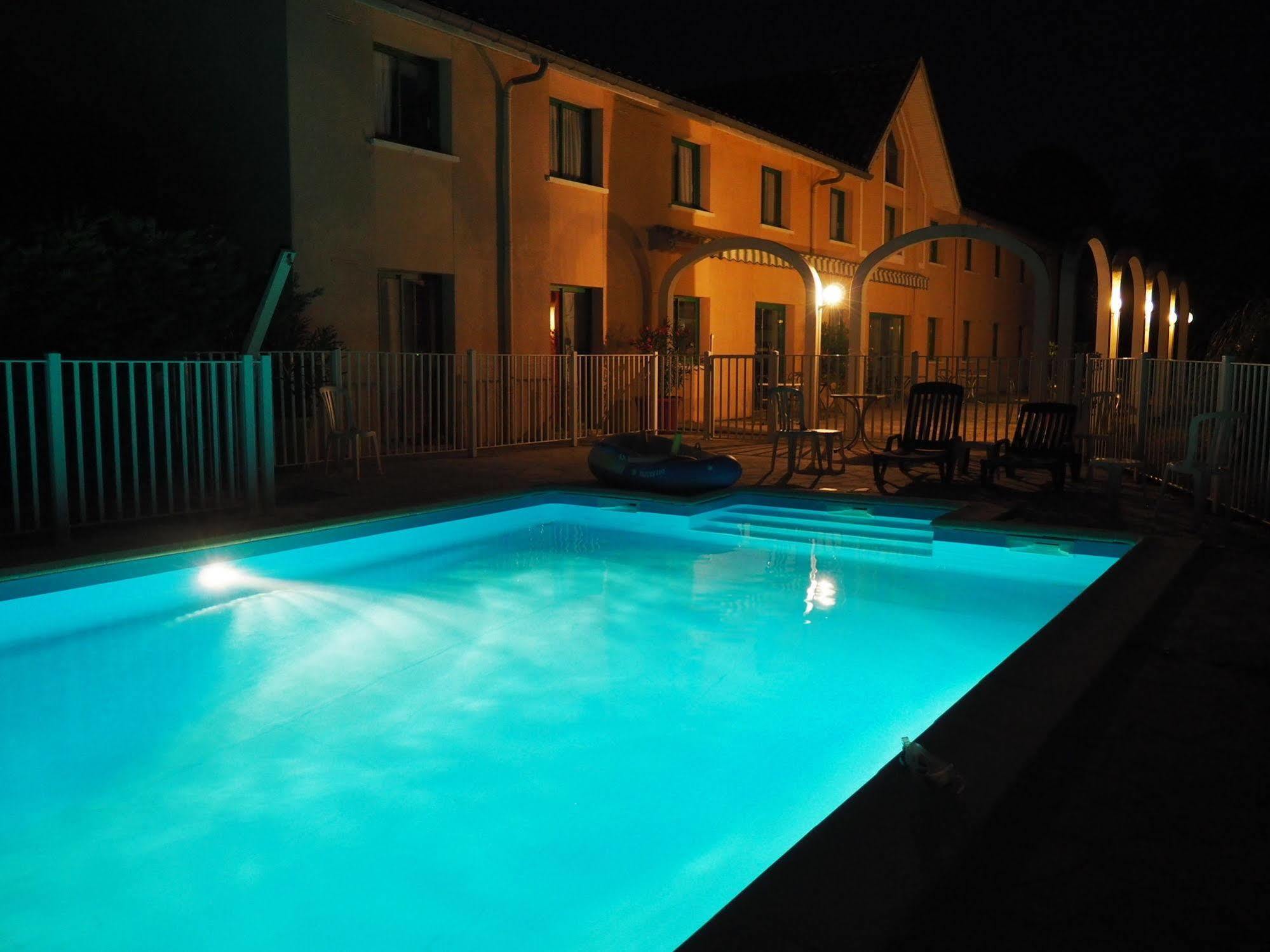 N'Atura Hôtel Aire-sur-lʼAdour Exterior foto